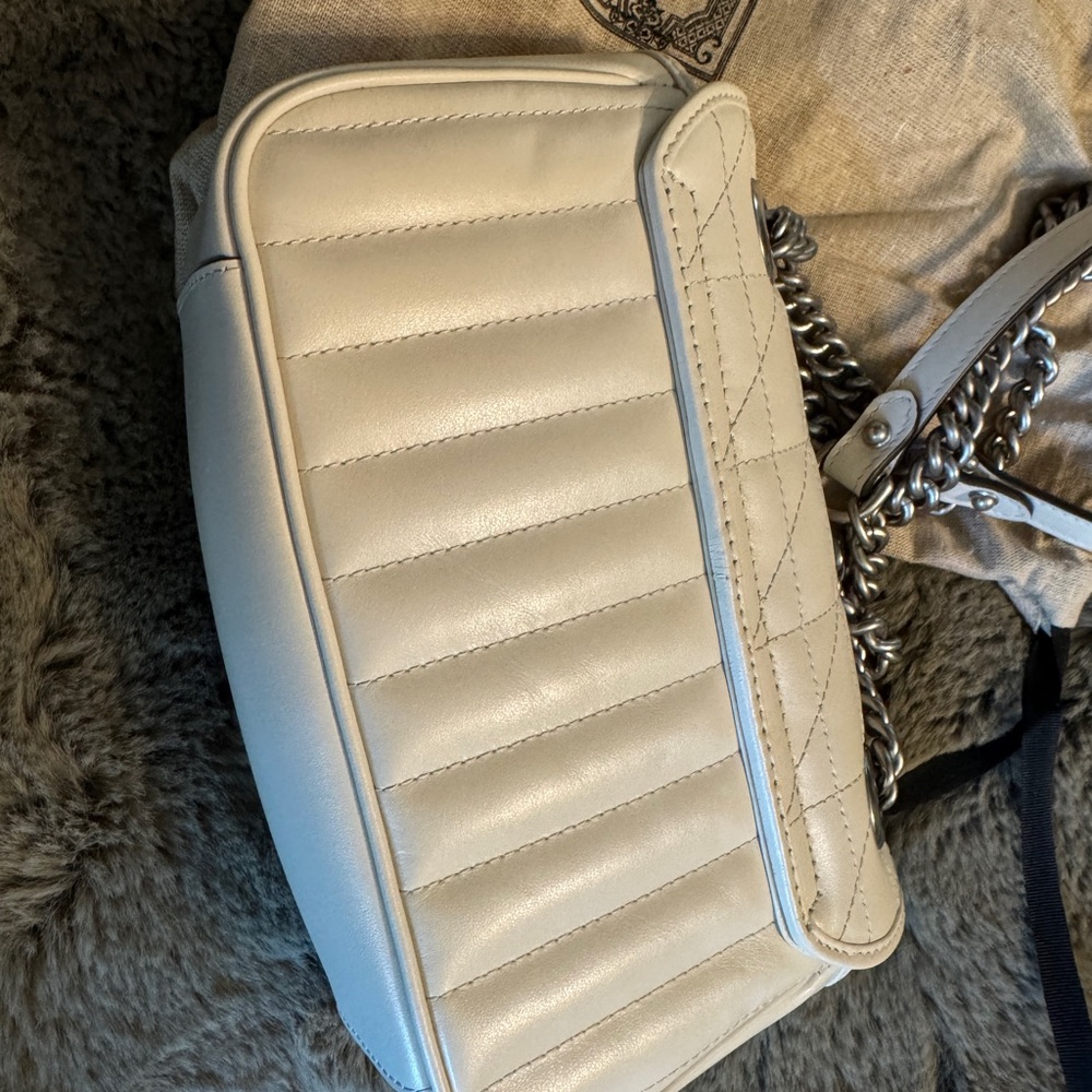Gucci Cream Quilted Shoulder Bag - Picture 5 of 5